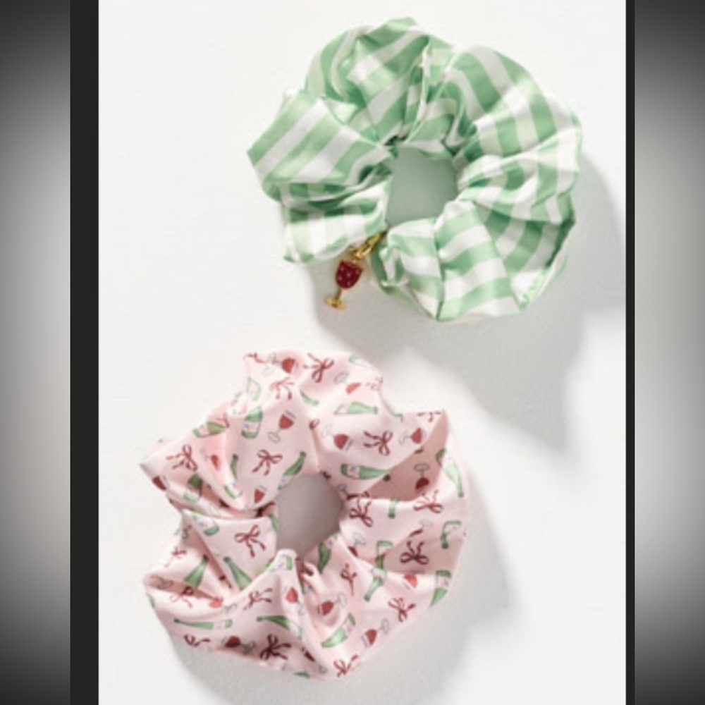 ANTHROPOLOGIE Hair scrunchies